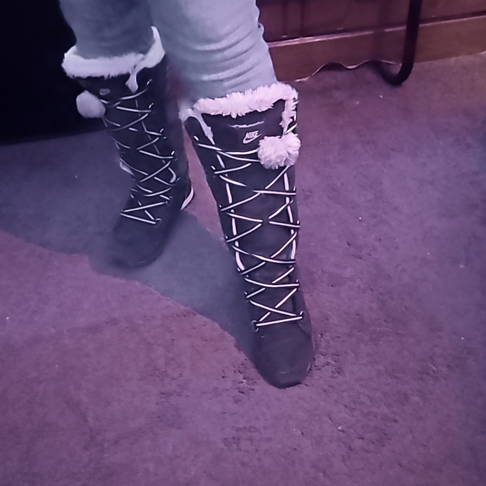 Nike snow boots !!